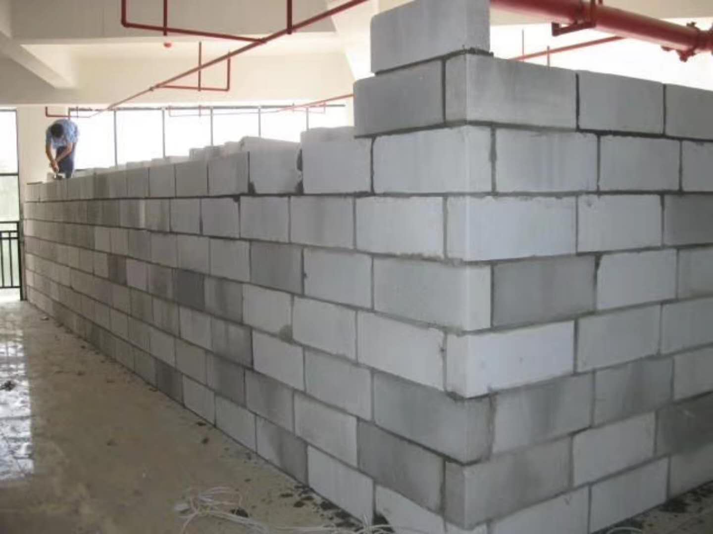 张家港蒸压加气混凝土砌块承重墙静力和抗震性能的研究